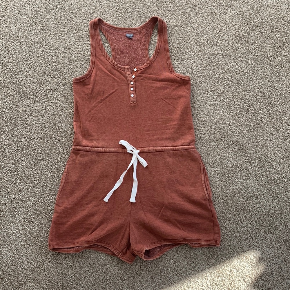 Arie romper size XS